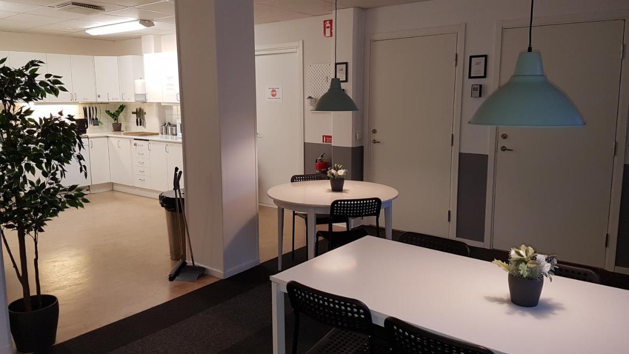 Vandrarhem Uppsala - Portalgatan エクステリア 写真